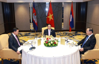 Vietnamese, Cambodian, Lao PMs hold working breakfast on sidelines of 46th ASEAN Summit